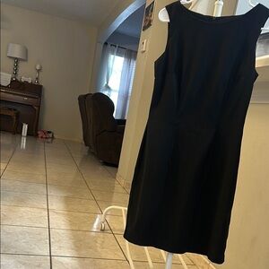 Elegant Black Sleeveless Dress